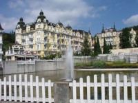 /album/fotogalerie-marianske-lazne-mesto-lazenskych-parku/pohled-na-marianske-lazne-osudove-setkan-jpg/